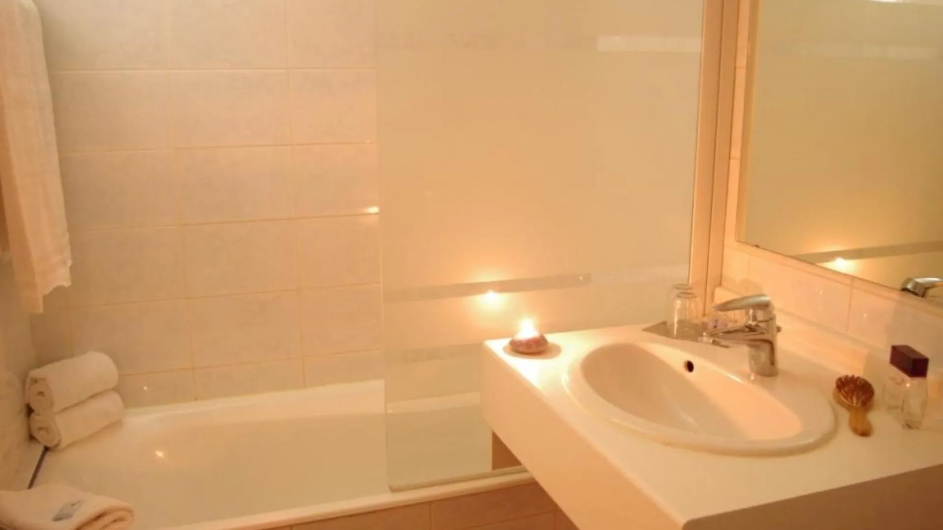 *** Aparthotel Résidence Les Baladines Thonon-les-Bains Francia
